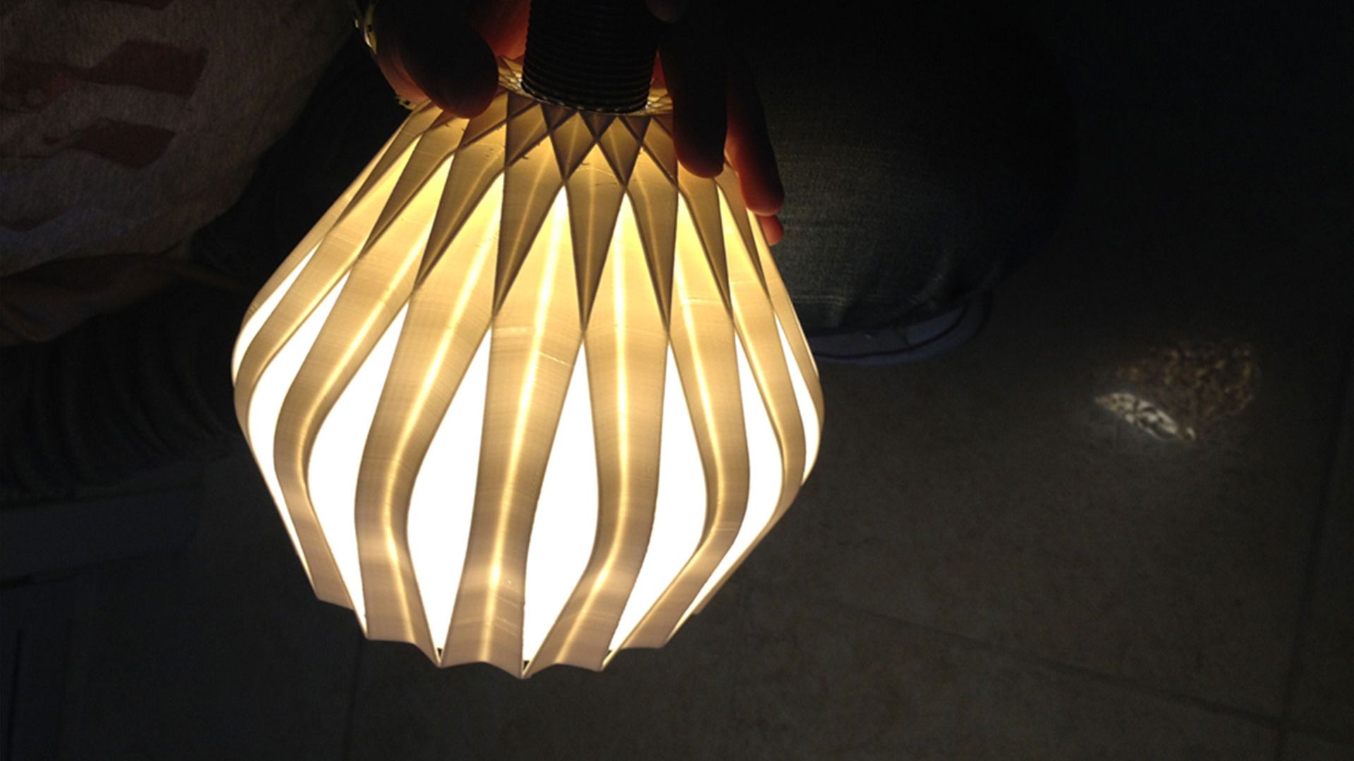 IVL up-cycling lamp #1 prototype